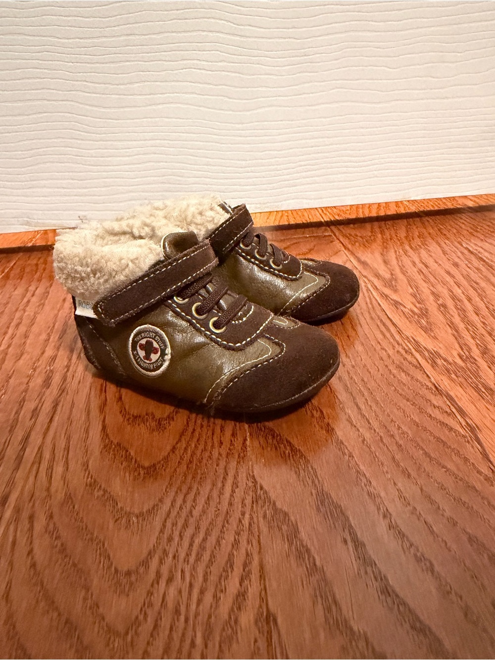 Robeez Infant Brown Fleece-Lined Ankle Aviator Boots- Size 3